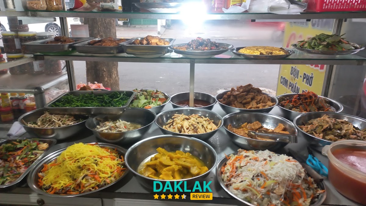 Món ăn tại Quán Cơm Chay Cô Lài