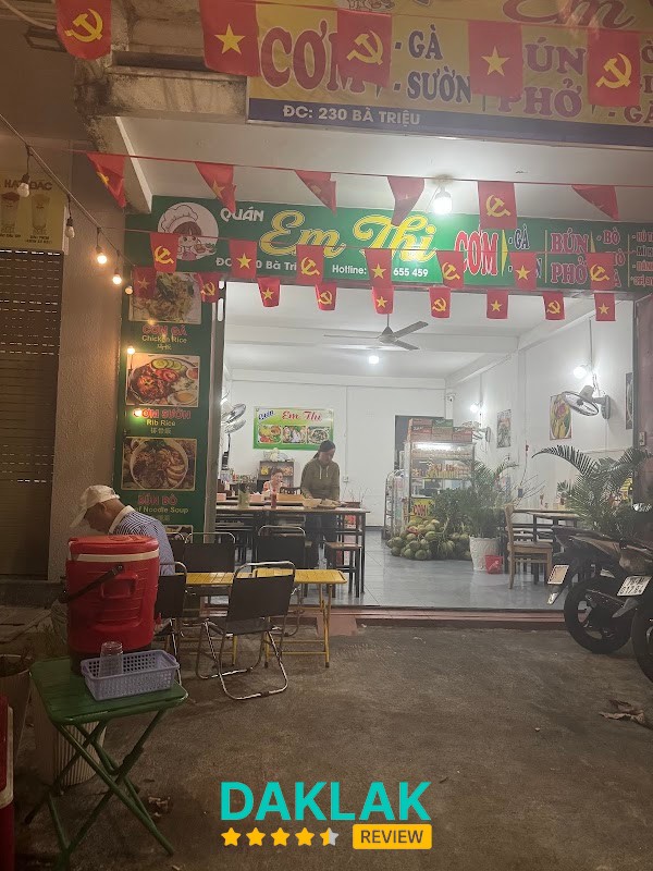 Quán Em Thi | Đặc sản Phú Yên | Cơm gà - Lẩu Gà Lá É Ớt Xiêm Xanh quán lẩu Tuy Hòa
