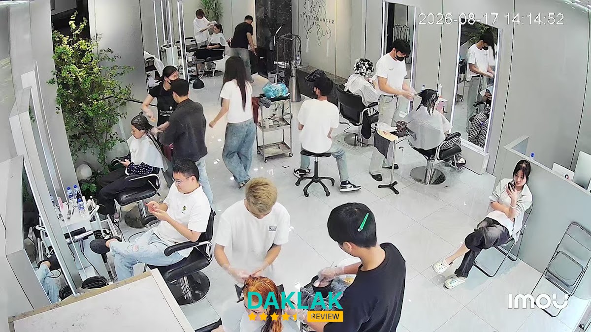 Không gian UN Hair Studio Buôn Ma Thuột