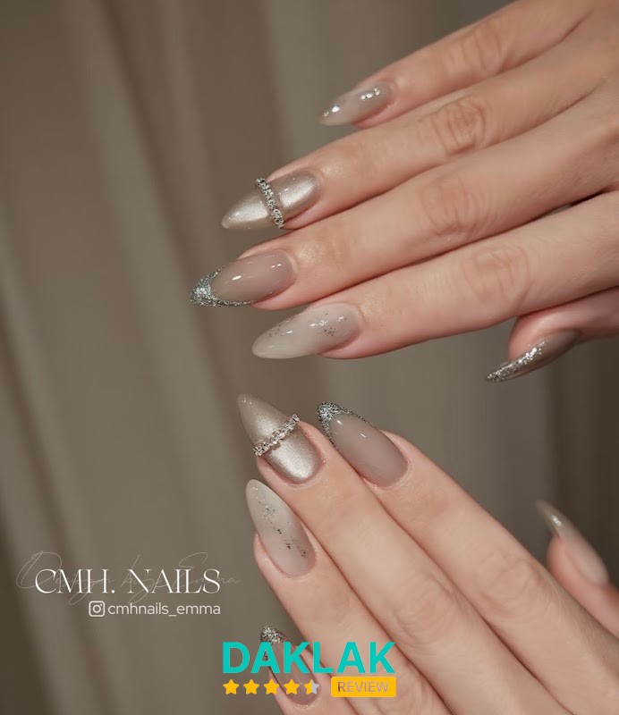 Trinh lê - desgin nails chuyên nghiệp tại Krông Pắc