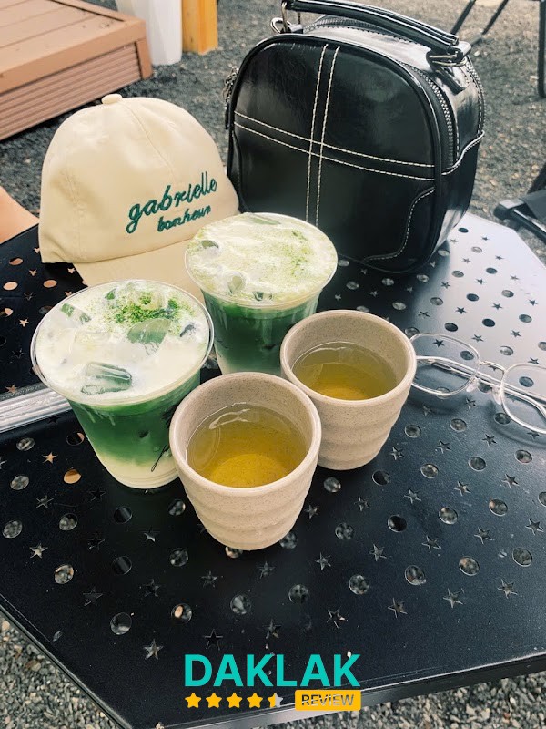 Đồ uống tại PALM Coffee & Tea Cư Bao