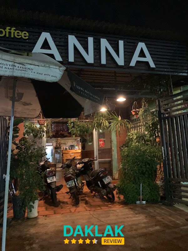 Quán cà phê Cư Bao - biển hiệu Coffee Anna