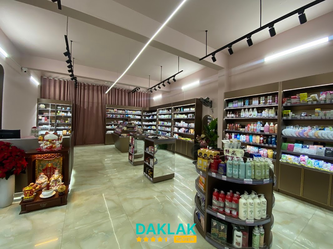 Mỹ Phẩm Tuy Hòa - 2D Cosmetics - Tiệm Trang Điểm Tuy Hòa - hình 2
