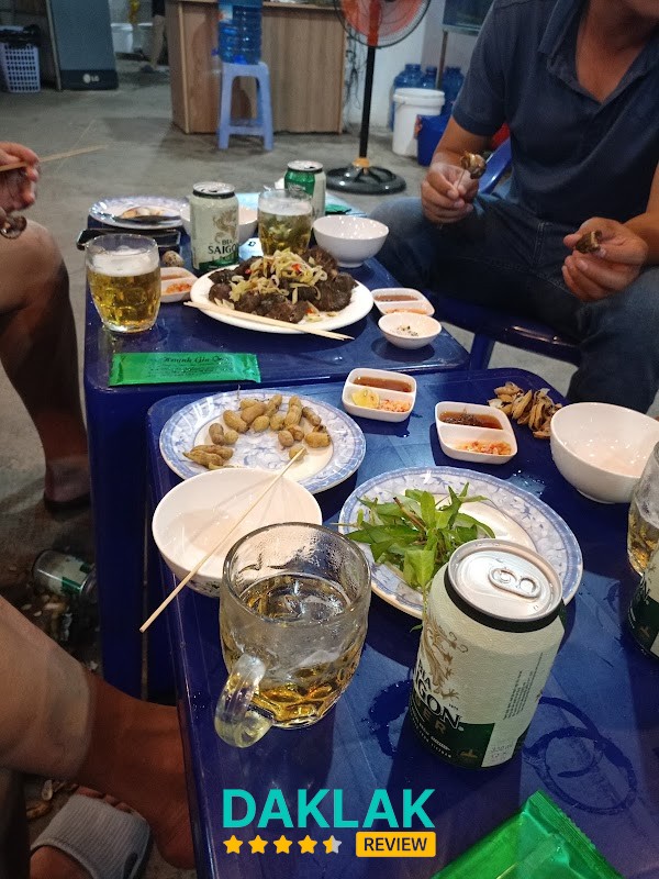 Quán nhậu Hải sản Huỳnh Gia tại Sông Cầu