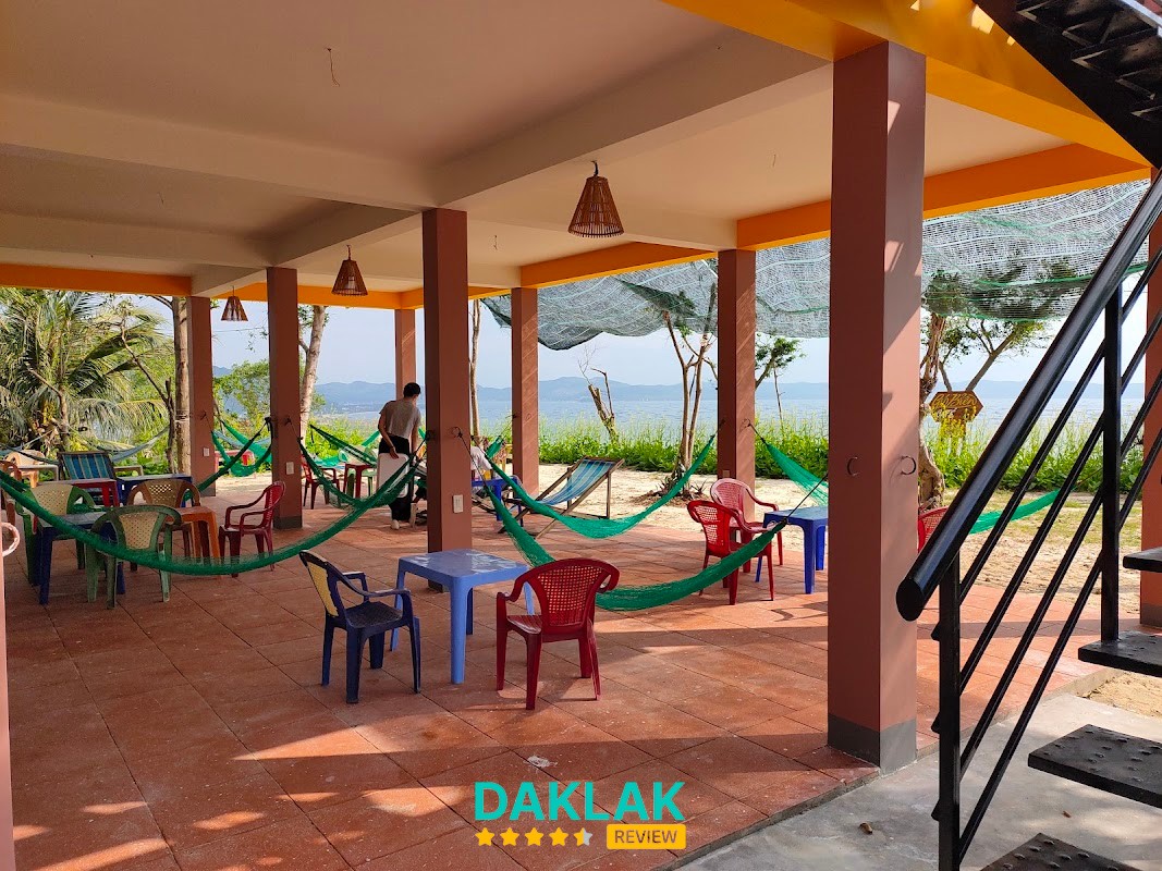 Cafe Gió Biển - Võng nghỉ mát tại Sông Cầu