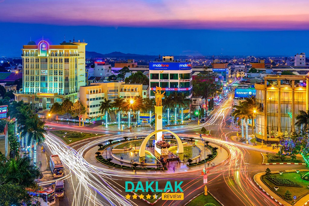 Địa điểm check-in Buôn Ma Thuột - Tượng Đài Chiến thắng
