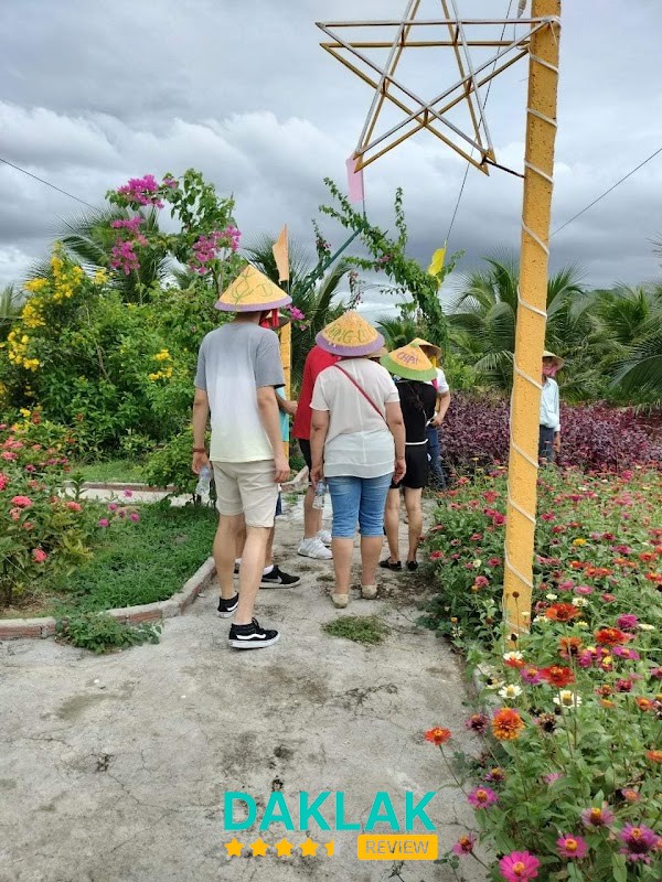 Vườn cây và khu nghỉ chân ở Dũng Lỗ Chài