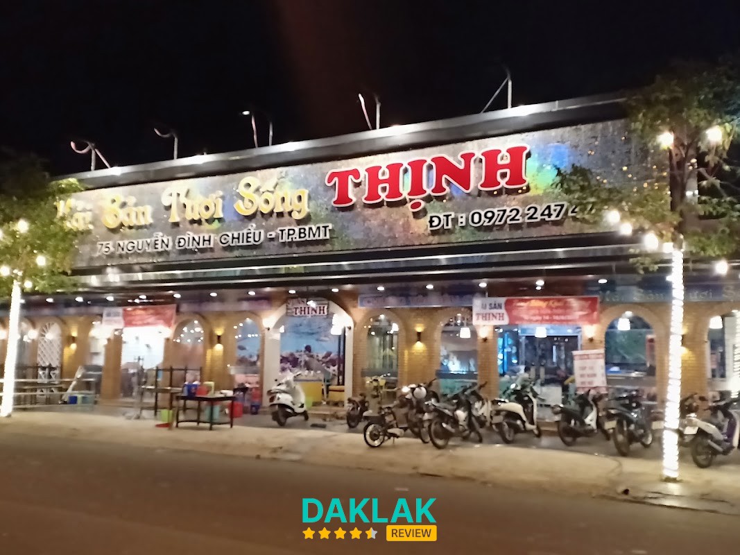 Không gian và món ăn tại Hải sản Thịnh Buôn Ma Thuột