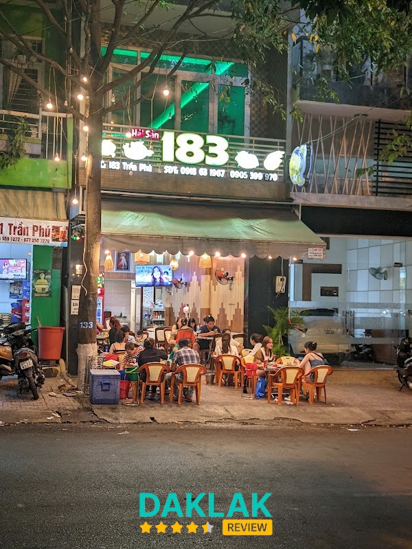 Quán Hải Sản 183 trên đường Trần Phú Buôn Ma Thuột