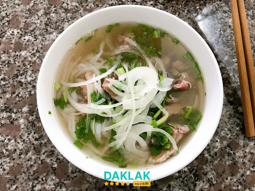 Món phở tại Phở Hà Nội Tân Lập