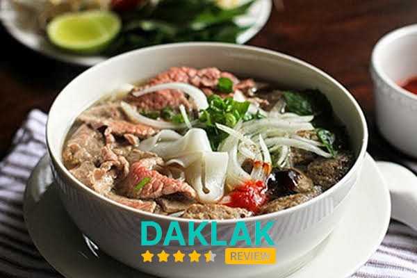 Món phở tại Phở Bắc Bình Tân Lập