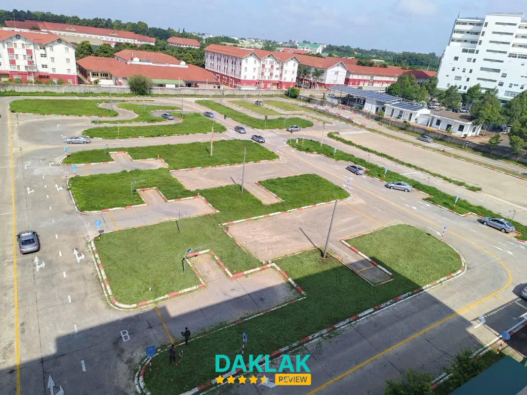 Cơ sở Trung tâm Bách Khoa Tây Nguyên