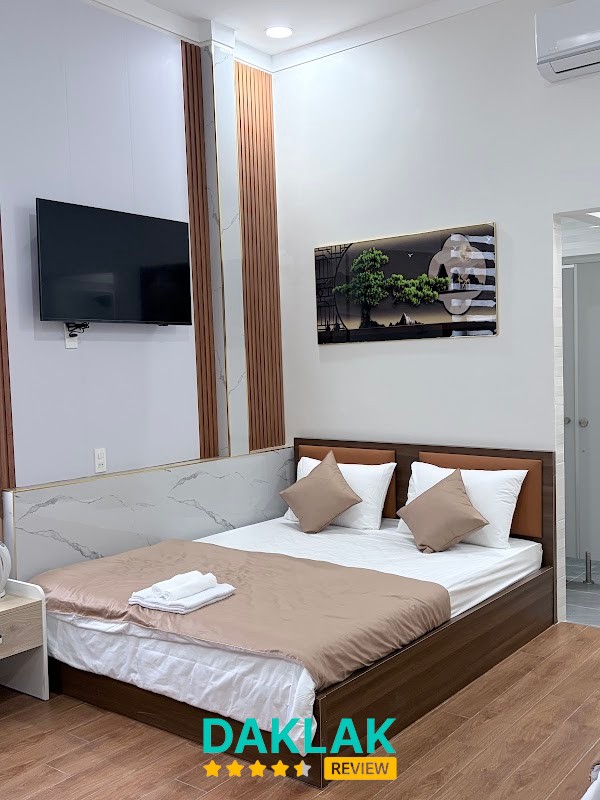 Golden Lotus Luxury tại Buôn Hồ