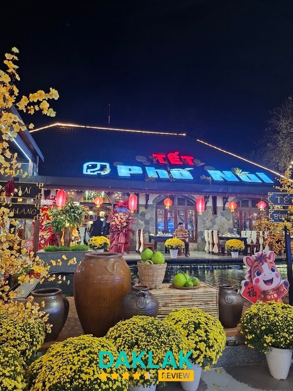 Nhà Hàng Phố Núi Buôn Ma Thuột