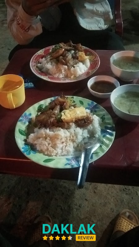 Quán cơm Má Hảo - hình 2
