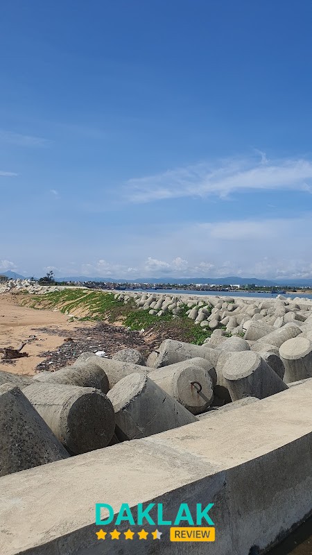 Hoàng hôn tại Bờ kè xóm Rớ