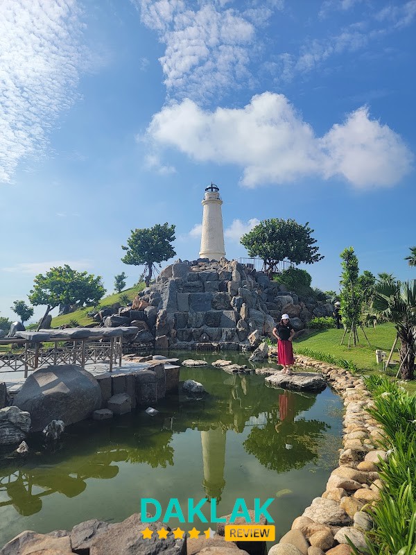 Góc check-in tại Hải Đăng Tuy Hòa