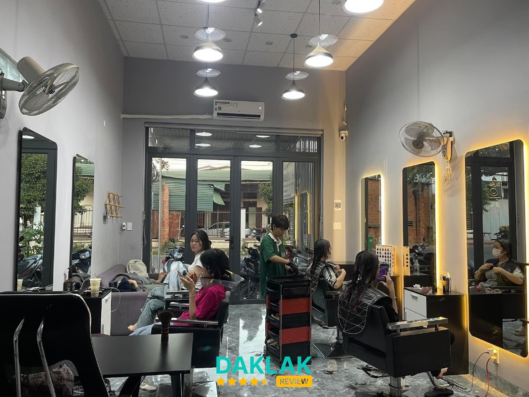 Hair Salon Triều's tại Tân An