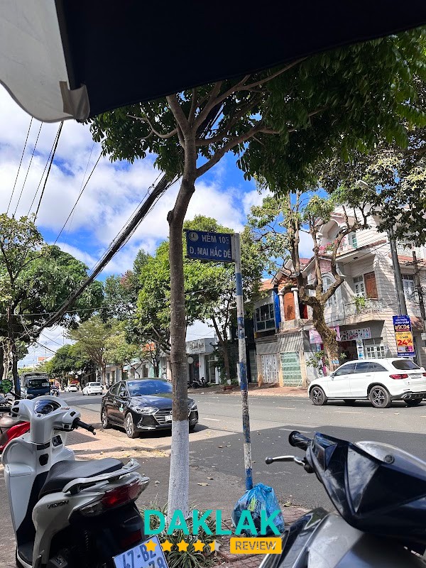Không gian Pa Tàu Barber Shop