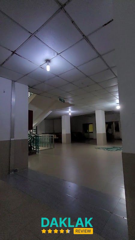 Khuôn viên Bệnh viện Đa khoa Phú Yên
