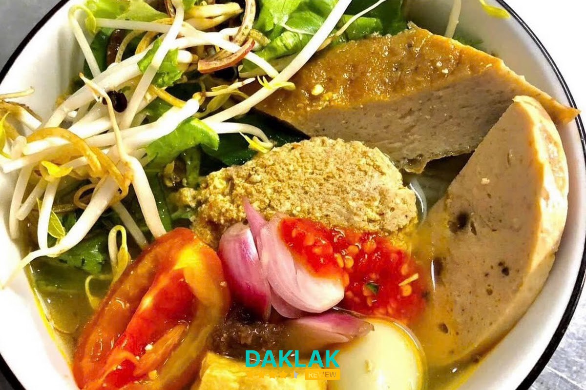 Bò né tại Quán Điểm Tâm Sáng Tuy Hòa