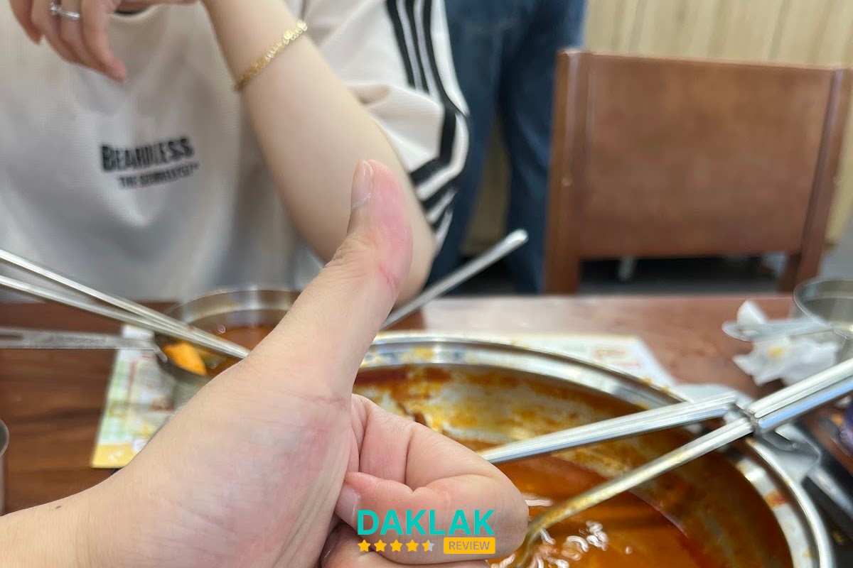 Món ăn tại Dookki BMT