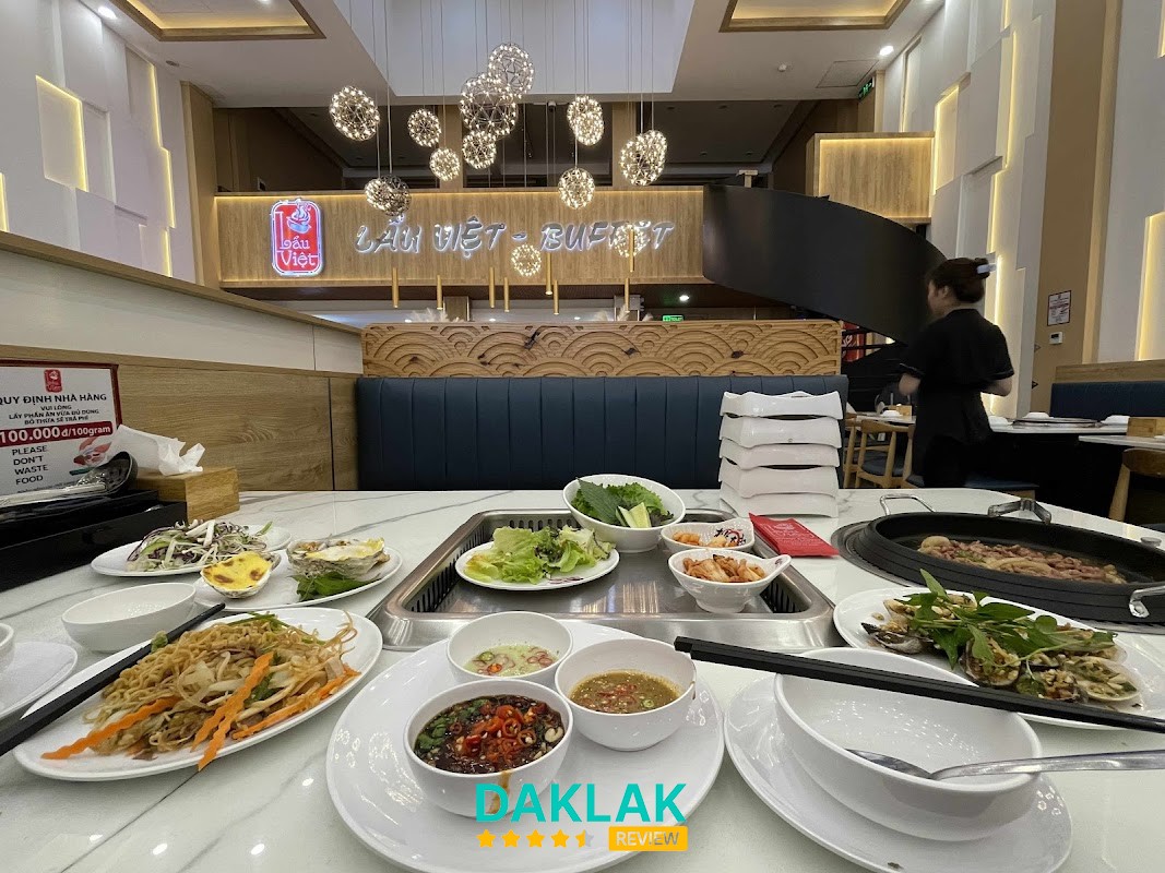 Không gian Lẩu Việt Buffet