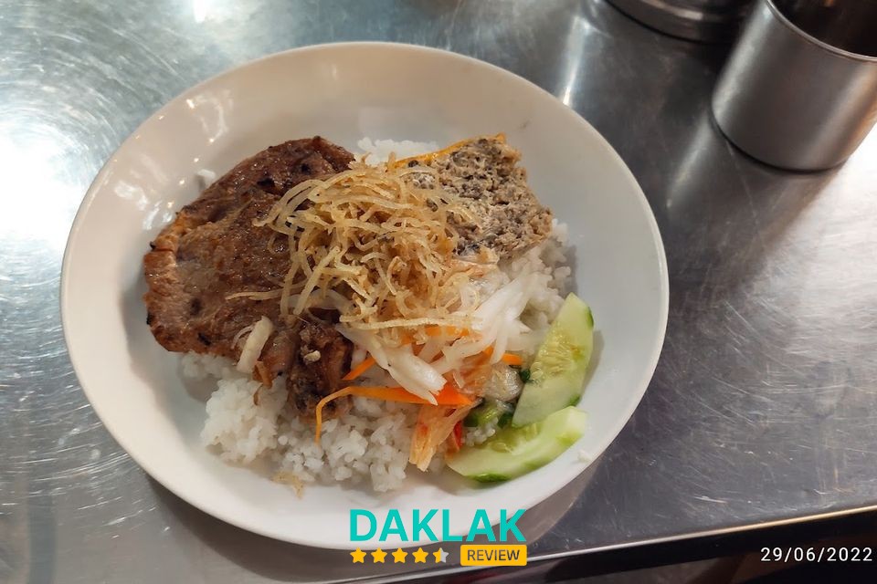 Sườn nướng tại Cơm Tấm Như Ý Tuy Hòa