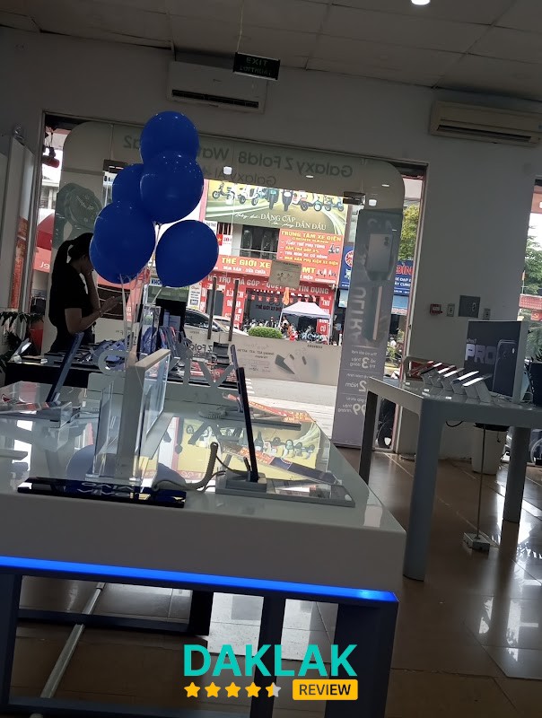 Điện thoại tại Viettel Store Buôn Ma Thuột