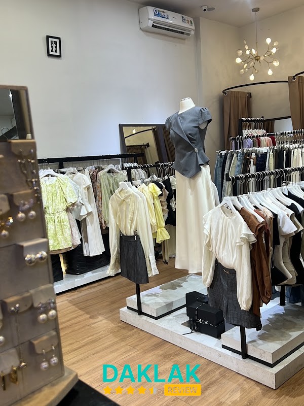 Quần áo tại Lolem Clothing