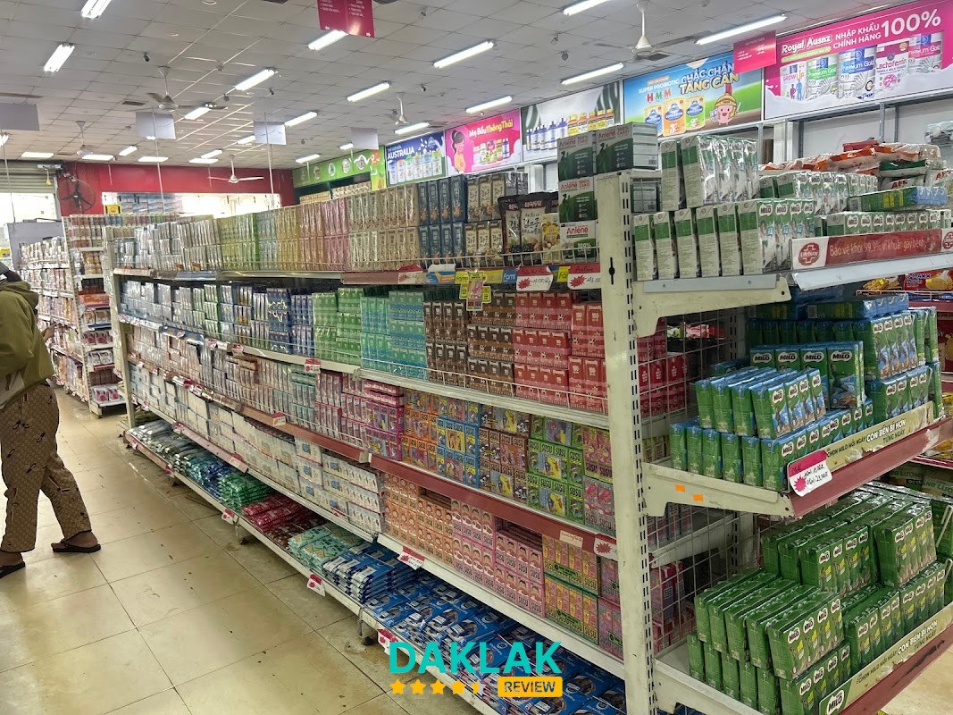Hàng hóa tại Bách Hóa Xuân Kiên