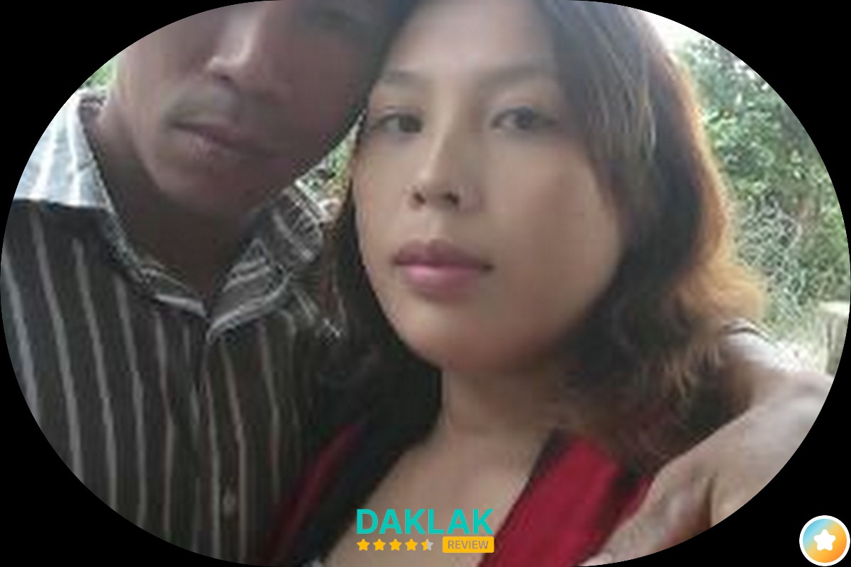 Không gian Tiệm tạp hóa Mến Trang