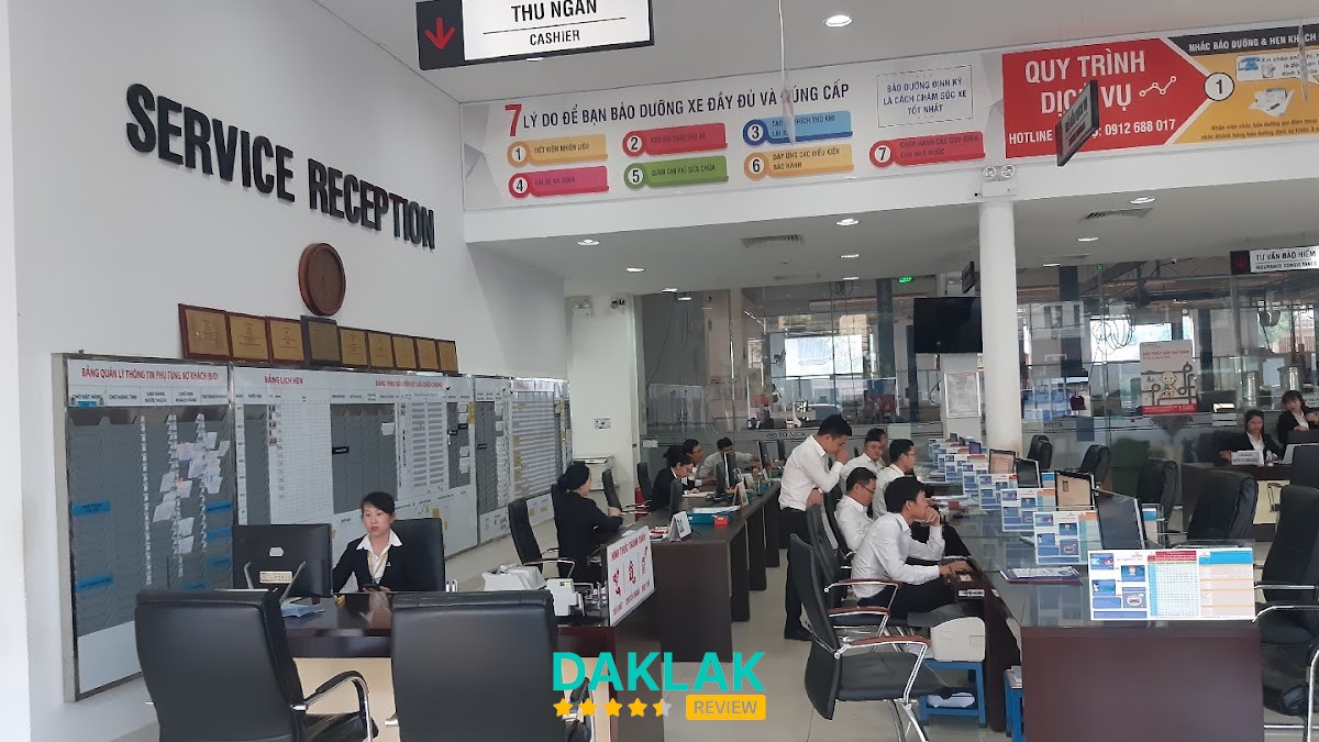 Khu dịch vụ Toyota Buôn Ma Thuột