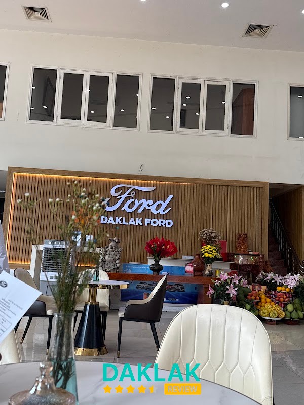 Showroom DakLak Ford