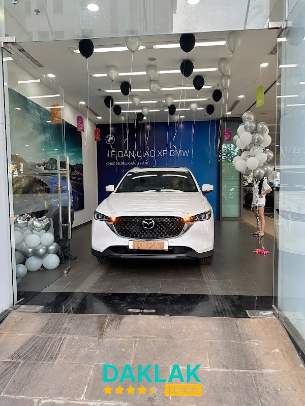 Showroom Mazda Daklak
