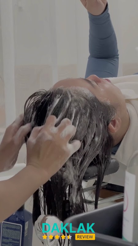 Dịch vụ nặn mụn tại Min Beauty Spa