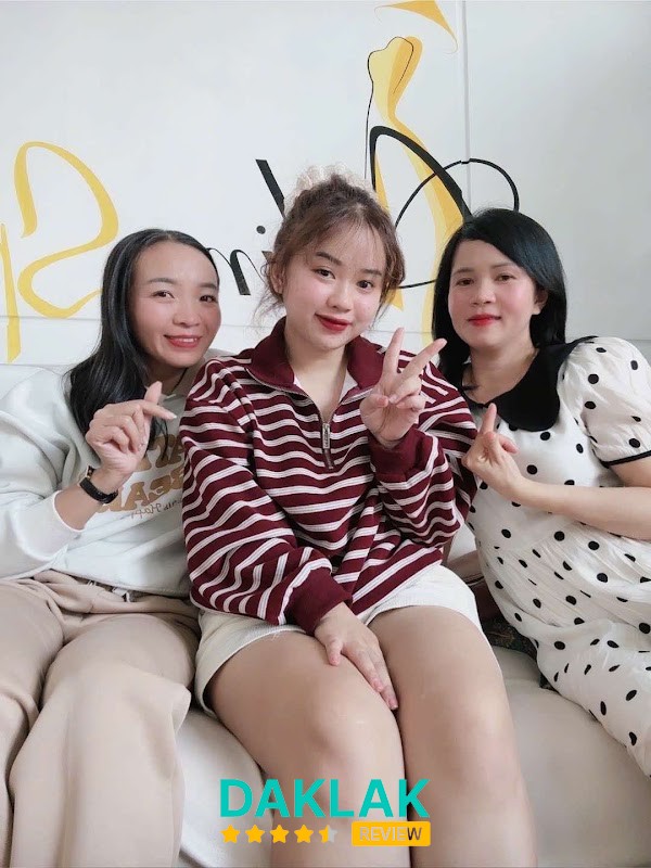 Dịch vụ lấy mụn Alina Spa