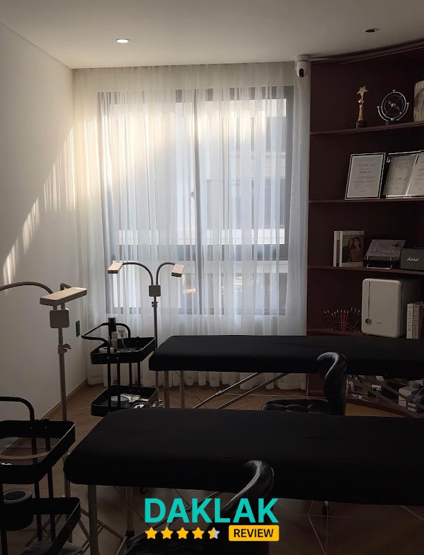 Mẫu chân mày tại Phun Xăm 10