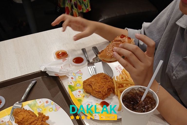 Combo gà tại Lotteria Vincom Tuy Hòa 2F