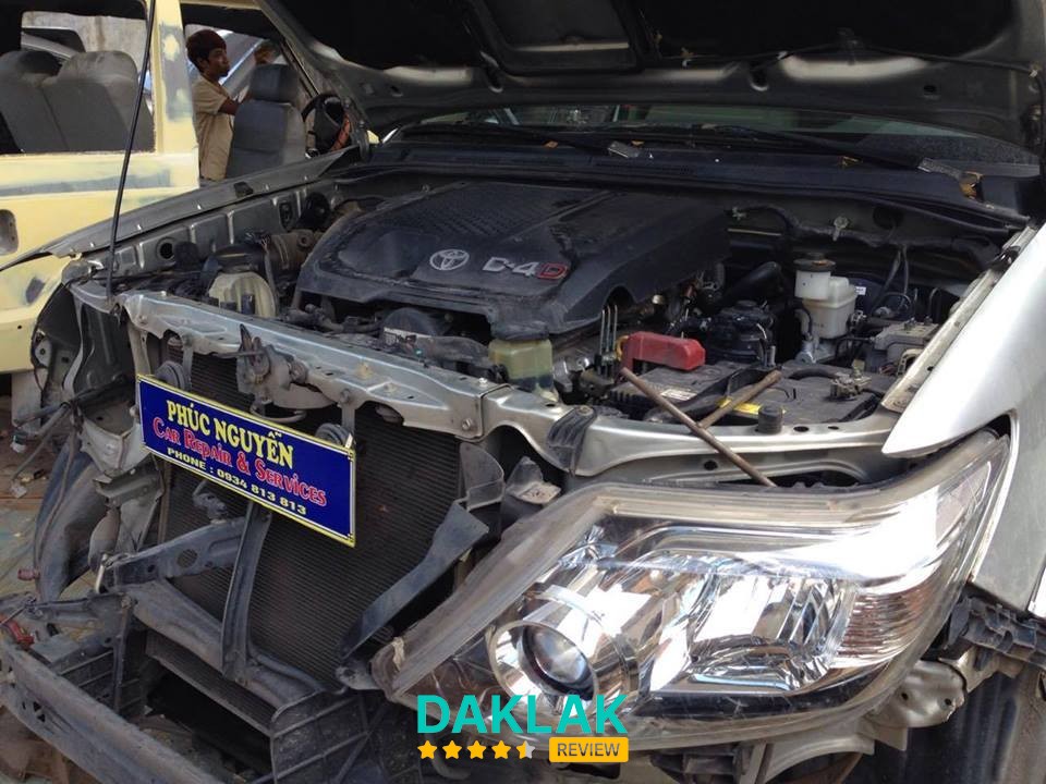 Khu sửa chữa Garage Phúc Nguyễn