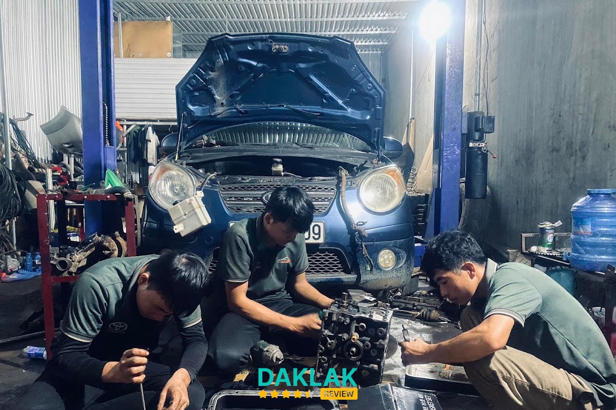 Xe tại GARAGE ÔTÔ Khôi