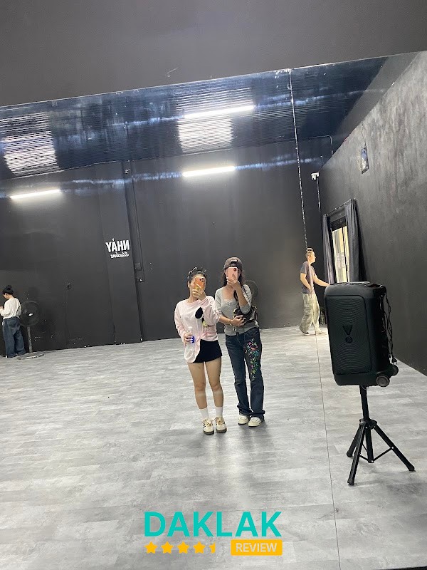 Lớp học nhảy tại Nhảy Studios