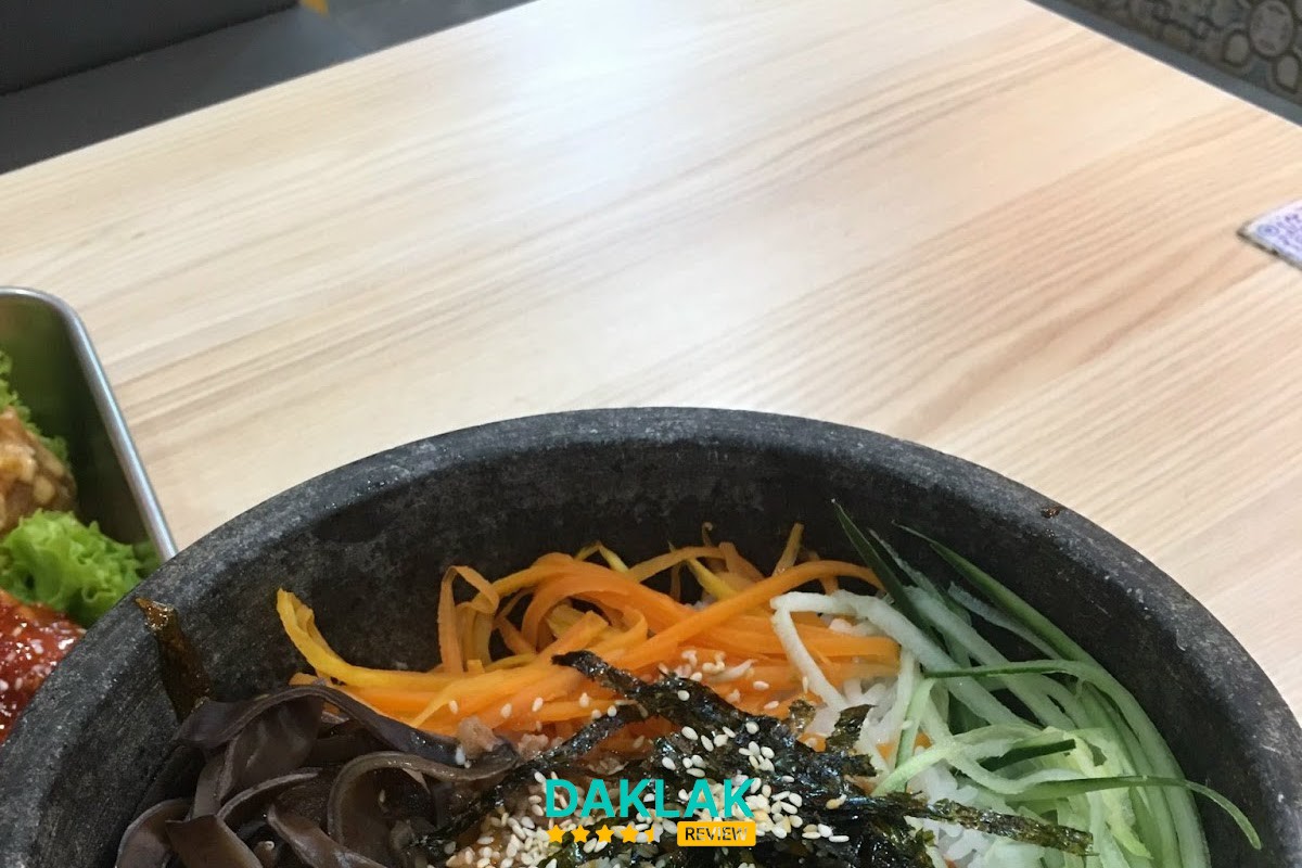 Chè và đồ ăn vặt Đông Sương Sầu
