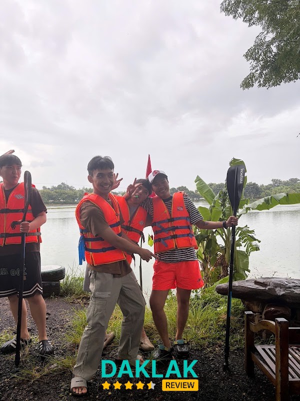 Khu vực glamping và nghỉ ngơi tại Antenna