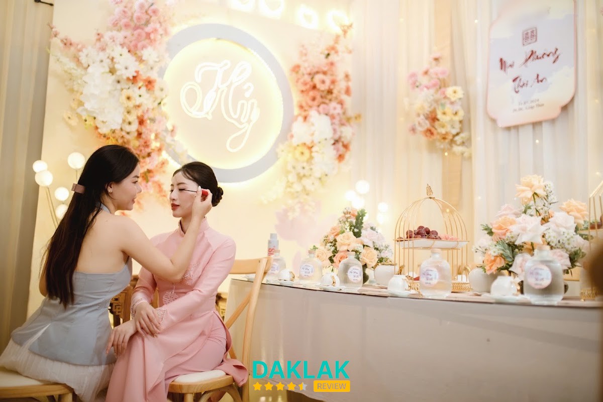 Make-up & Chụp Ảnh Beauty - TIỆM NHÀ CÁO bmt - Makeup Buôn Ma Thuột