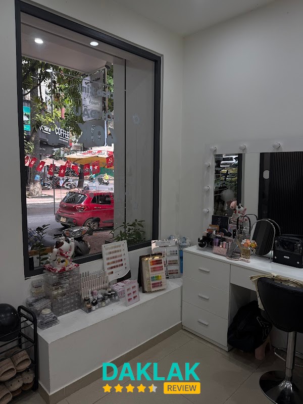 CHINH Beauty Nail & Makeup - Makeup Buôn Ma Thuột