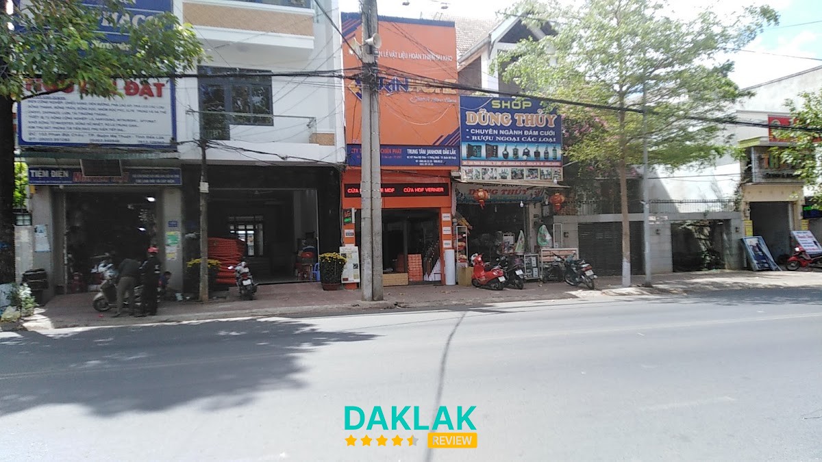Cửa Hàng Mắt Kính Sài Gòn