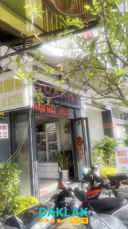 Hình ảnh Kính Thuốc Quang Y Tuy Hòa