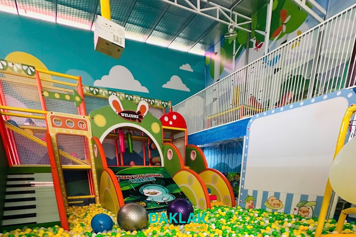 Khu ẩm thực ngoài trời Cao Nguyên Xanh