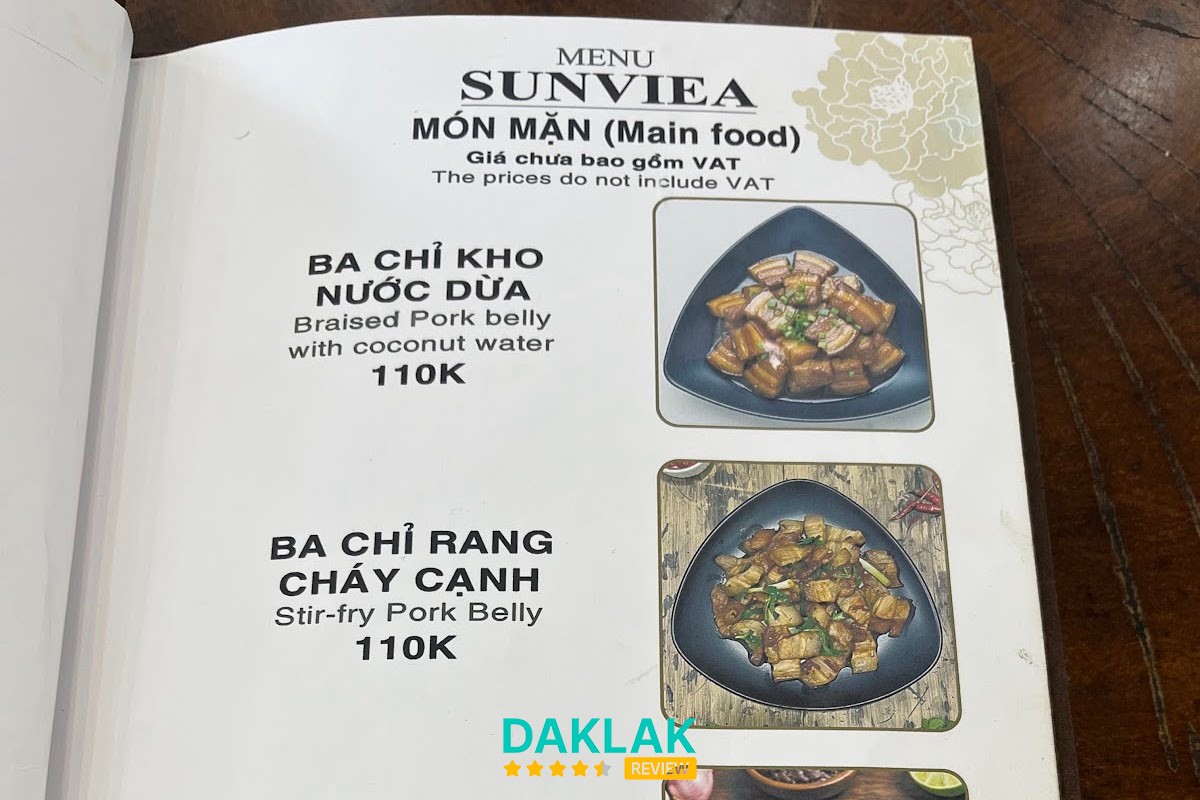 Không gian Cơm Niêu Sunviea